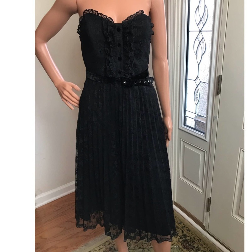 Betsey Johnson lace strapless dress